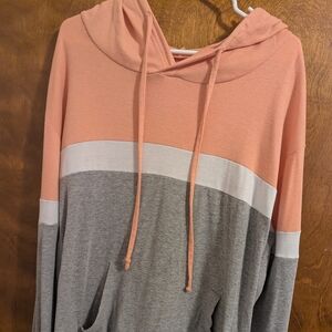Women's lightweight sweatshirt